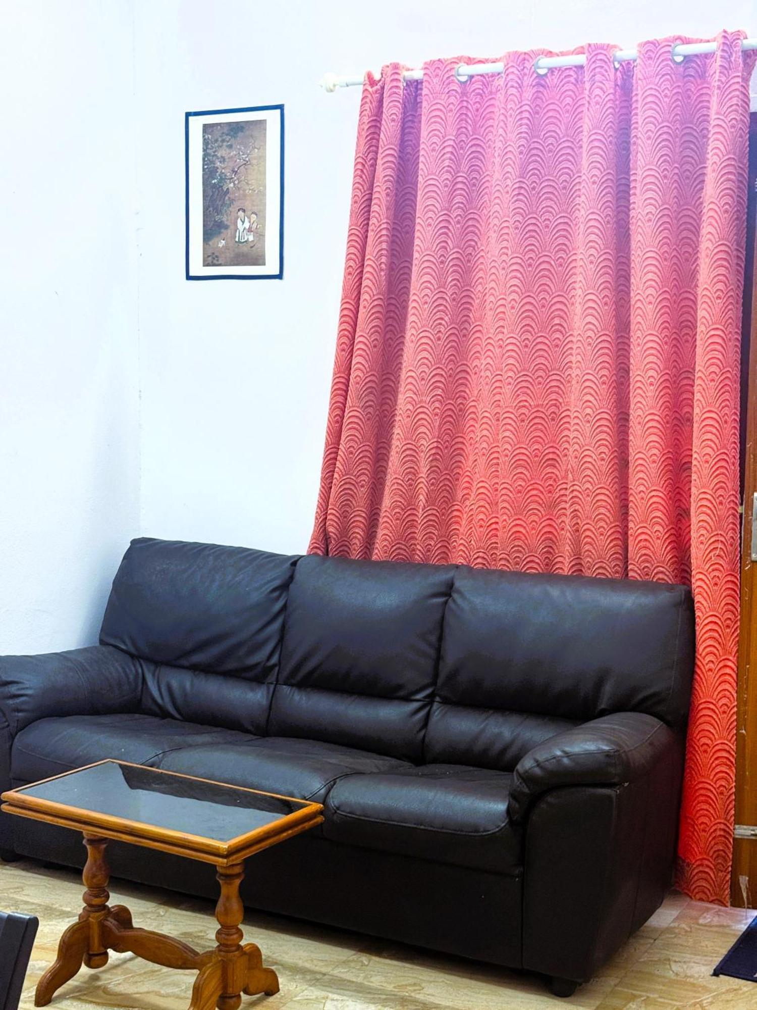 Vcs Apartments Parassinikadavu Parassinikkadavu ภายนอก รูปภาพ